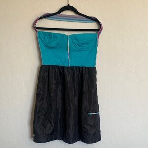 AKDMKS Women’s Turquoise Black Colorblock Strapless Mini Dress Zip Pocket Size L